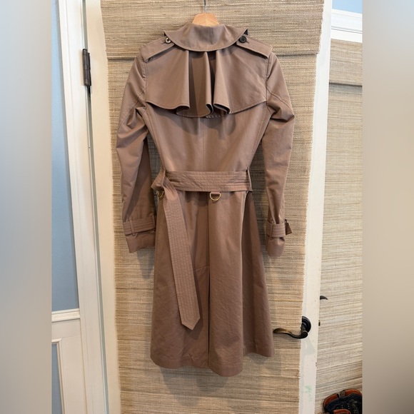Burberry Tan Trench Coat - Picture 4 of 16